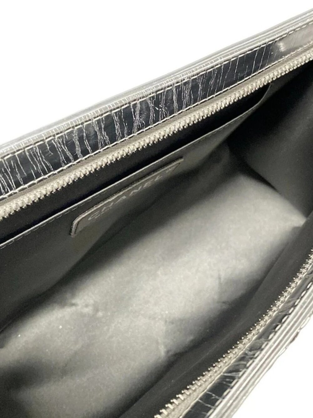 CHANEL Icon / Symbol Charm A37156 Silver Patent Leather Shoulder Bag - Picture 15 of 15